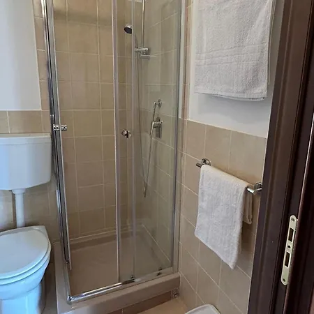La Dimora Dei Normanni Bed & Breakfast *