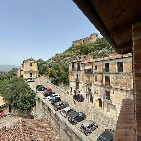 Bed & Breakfast La Dimora Dei Normanni Cosenza